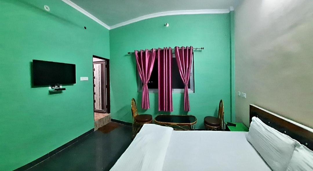 Nandini Homestay Dehradun Eksteriør billede